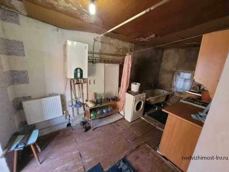 Продаётся дом район рынка 3км