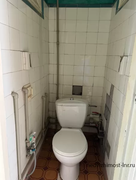Продам ЦЕНТР 2 комн СТАЛИНКА