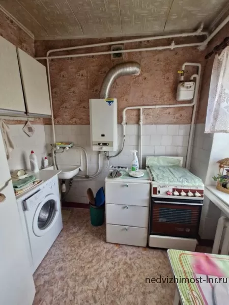 Продам двухкомнатную квартиру в г. Луганск