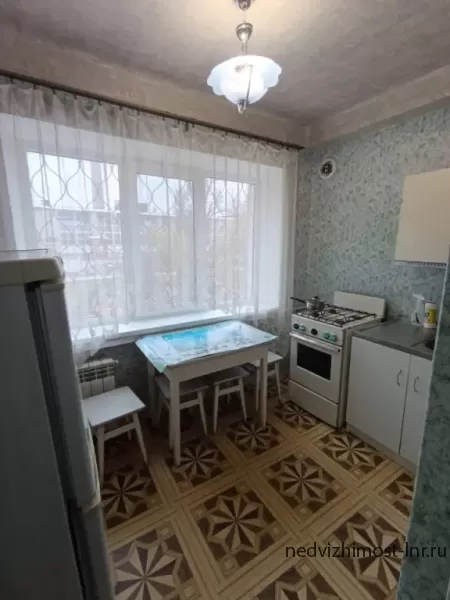Продам 2ком. кв. на. кв. Ватутина