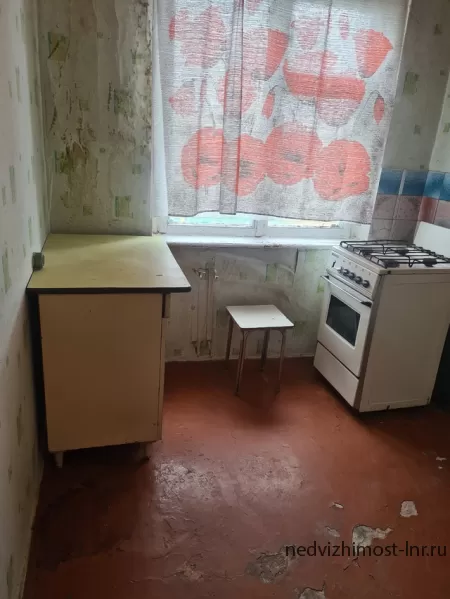 Продам 2х комнатную квартиру в Стаханове