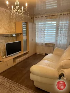 Продаётся  в Луганске отличная 2-х комнатная квартира