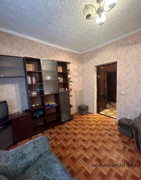 ПРОДАМ 2-КОМНАТНУЮ КВАРТИРУ СТАХАНОВ