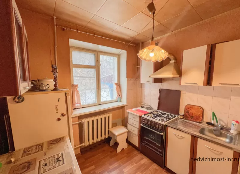 ПРОДАМ 3-х комнатную квартиру в хорошем районе Луганск, Кв. Гагарина