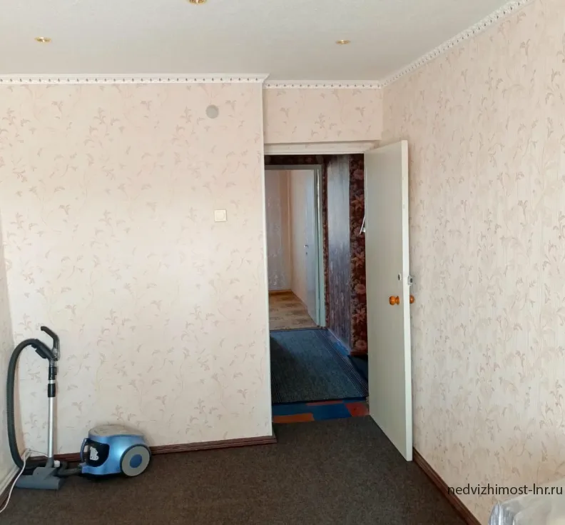 ПРОДАМ 3-КОМНАТНУЮ КВАРТИРУ КИРОВСК