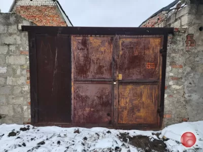Продам недостроенный гараж