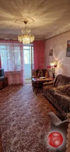 Продаётся в Луганске 2-х комнатная квартира на кв. Ватутина