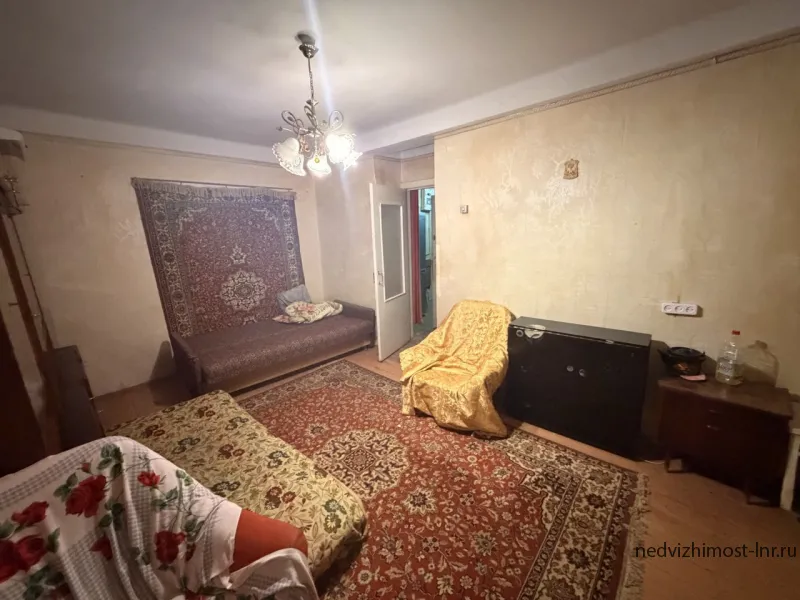 Продам 2- к квартиру с автономным отоплением на кв. Ватутина