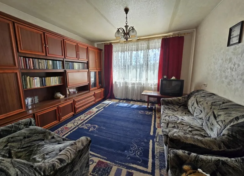 Продам 2-хкомнатную квартиру в центре Луганска
