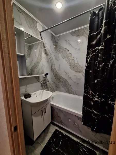 Продам 3- к квартиру на кв. Мирный