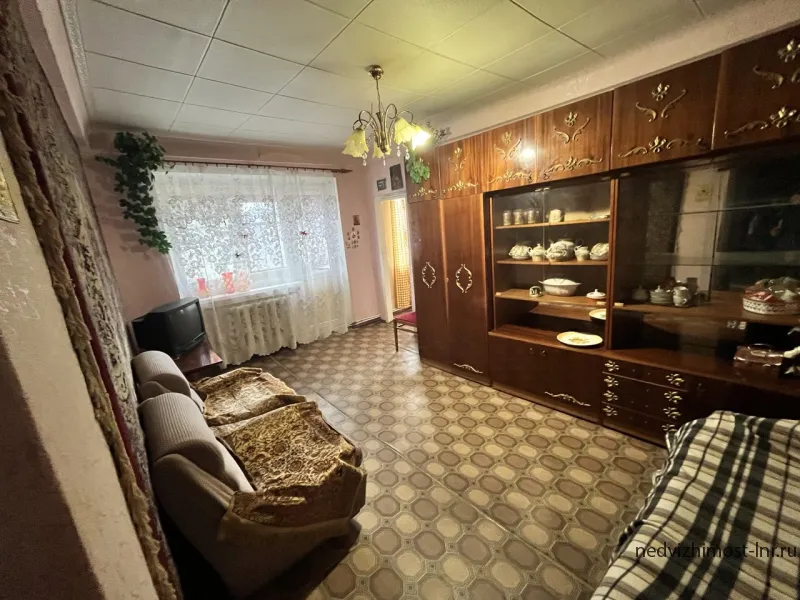 Продам 4- к квартиру на кв. Солнечный