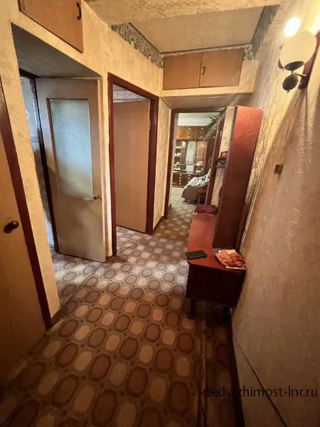 Продам 4- к квартиру на кв. Солнечный