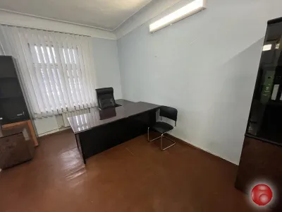 Сдам помещение 80 кв. м. в центре Луганска