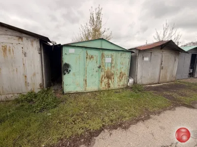 Продам металлический гараж в кооперативе Маяк